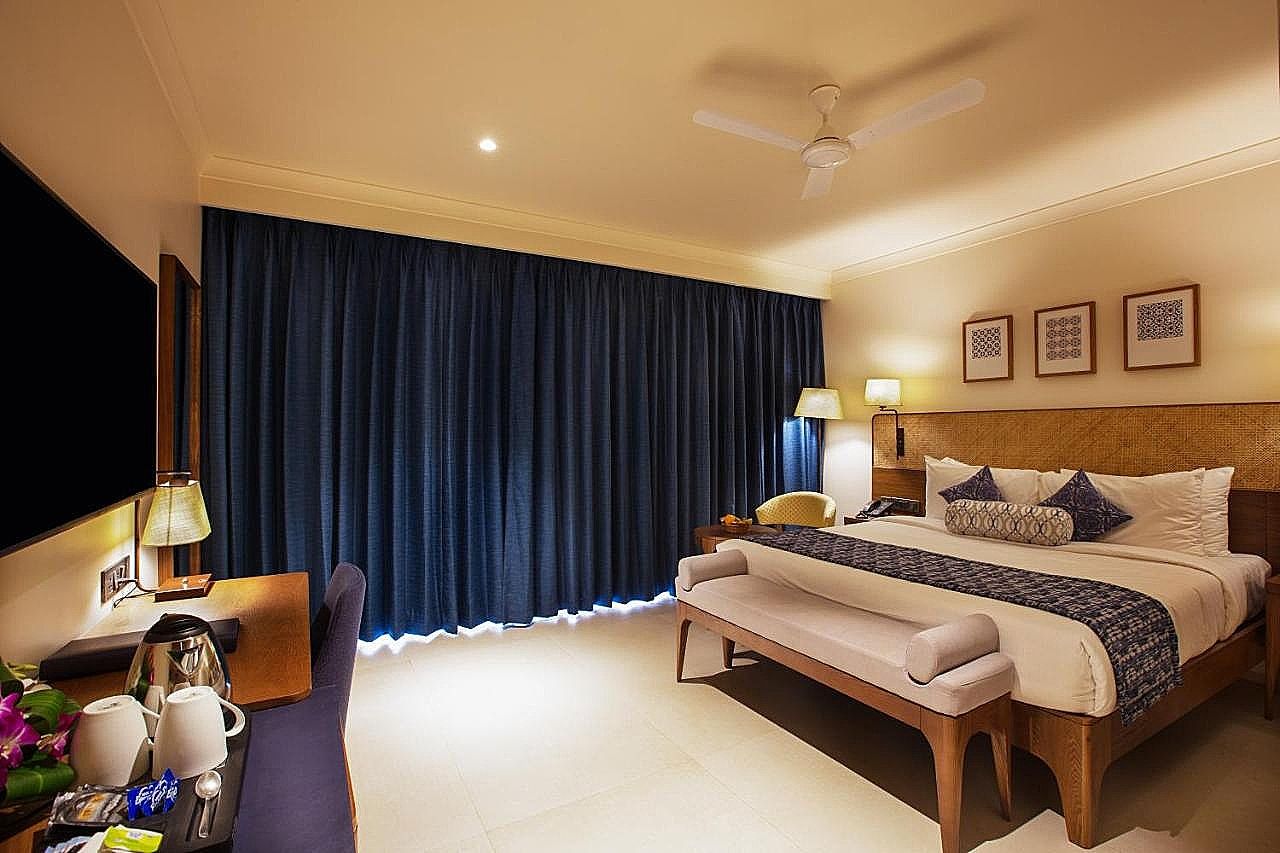 Marquis Beach Resort Deluxe Room With Balcony 4