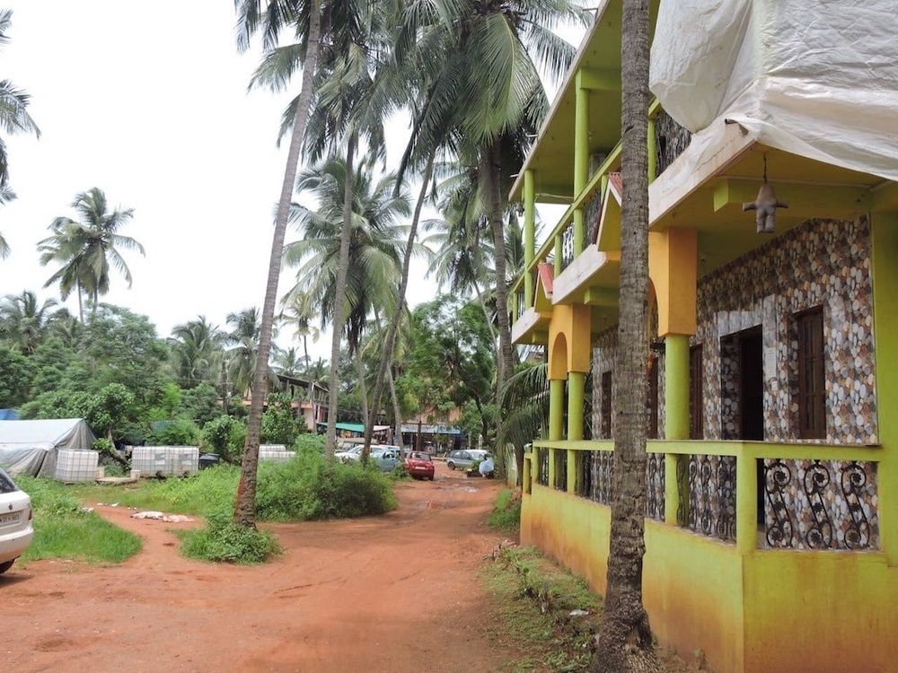 undefined Monica Guest House 2