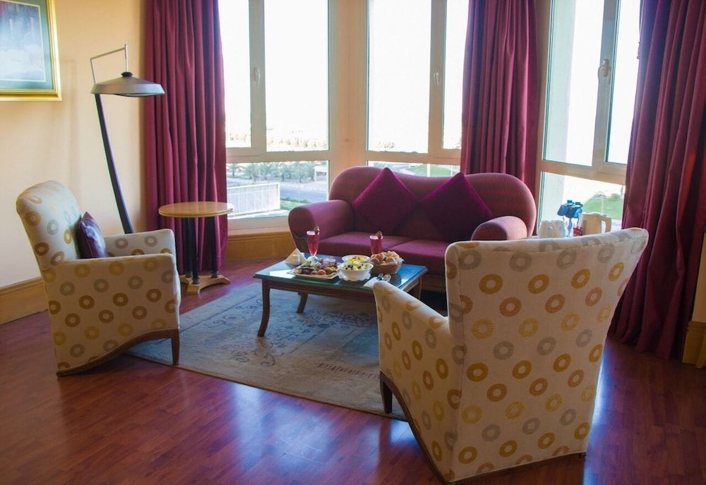 Le Royal Hotel Junior Room 8