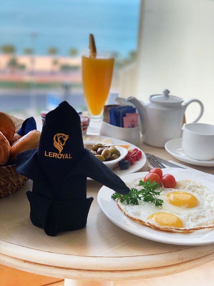 Room Service - Dining