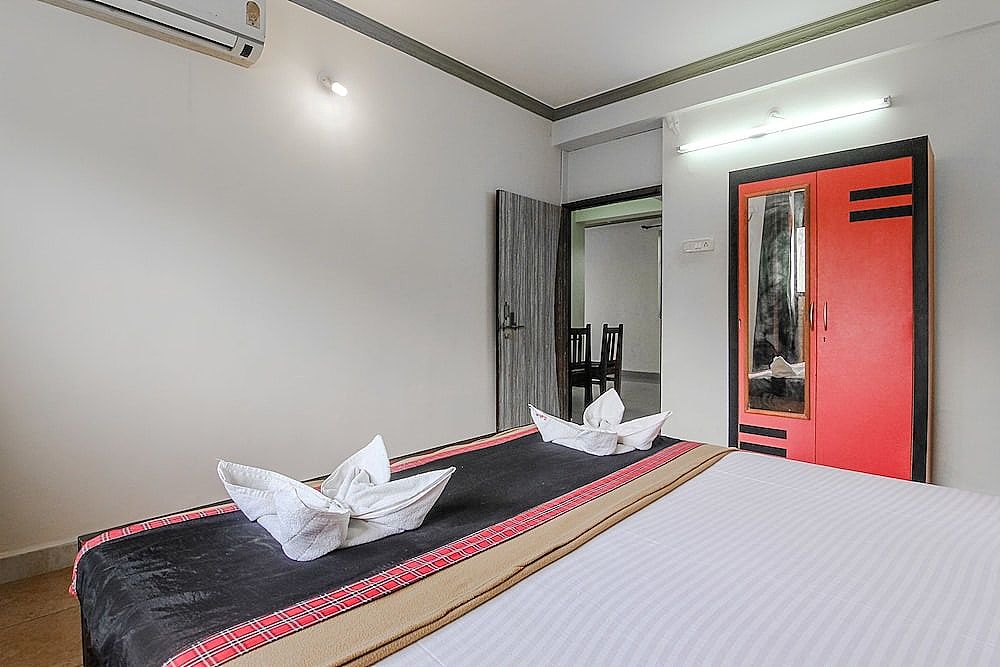 Morjim Bay Resorts Classic Studio, 1 King Bed, Accessible, Balcony 5