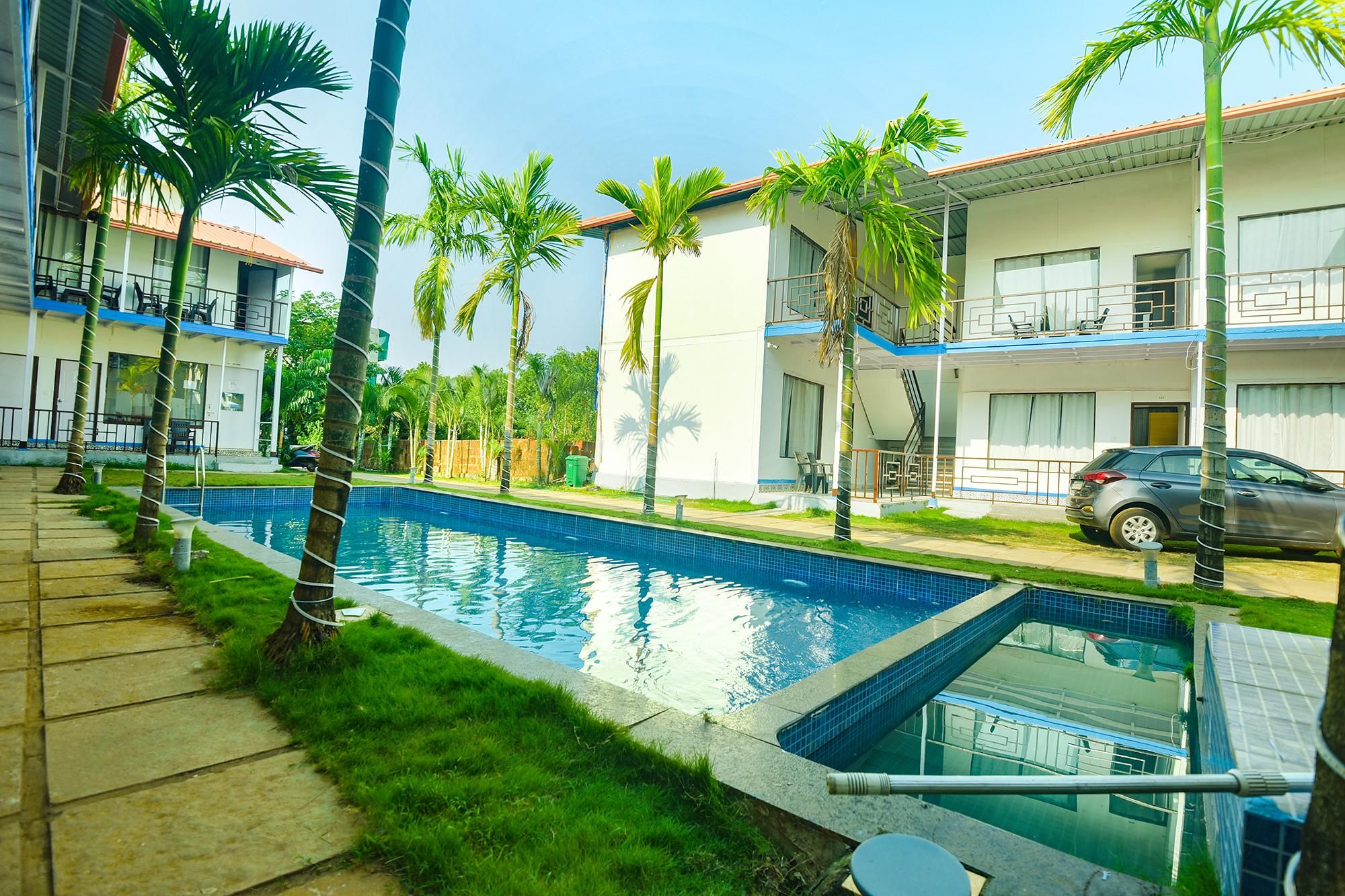 undefined  FabHotel Morjim Bliss 4