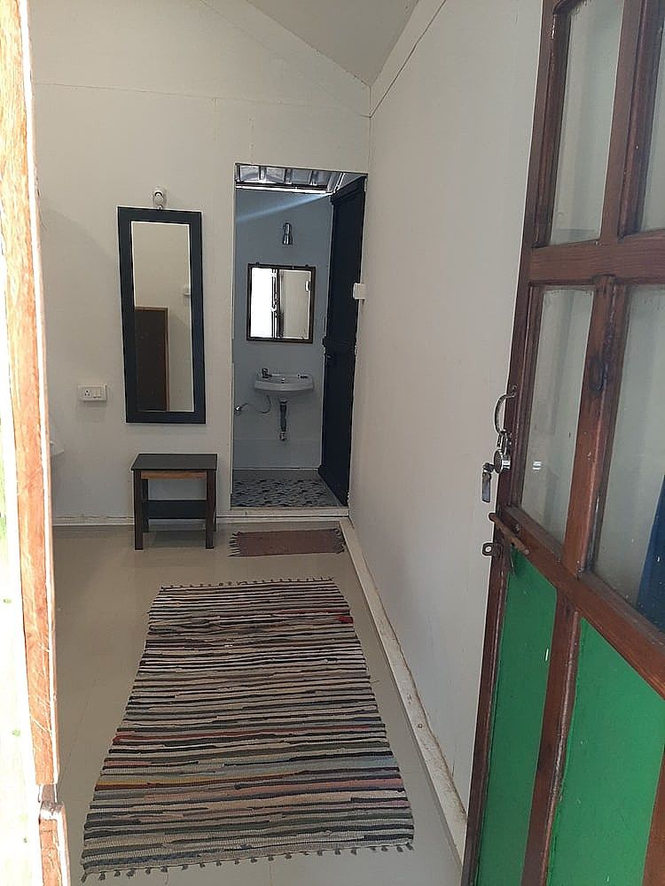 Om Shanti Patnem Double Room with Garden View 8