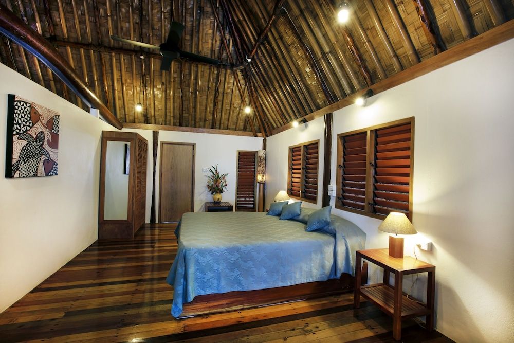 Toberua Island Resort Family Villa, 3 Bedrooms, Ocean View 4