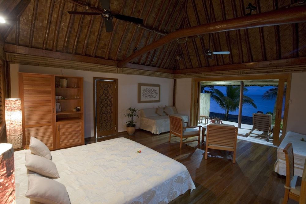 Toberua Island Resort Deluxe Bungalow, Ocean View, Oceanfront 2