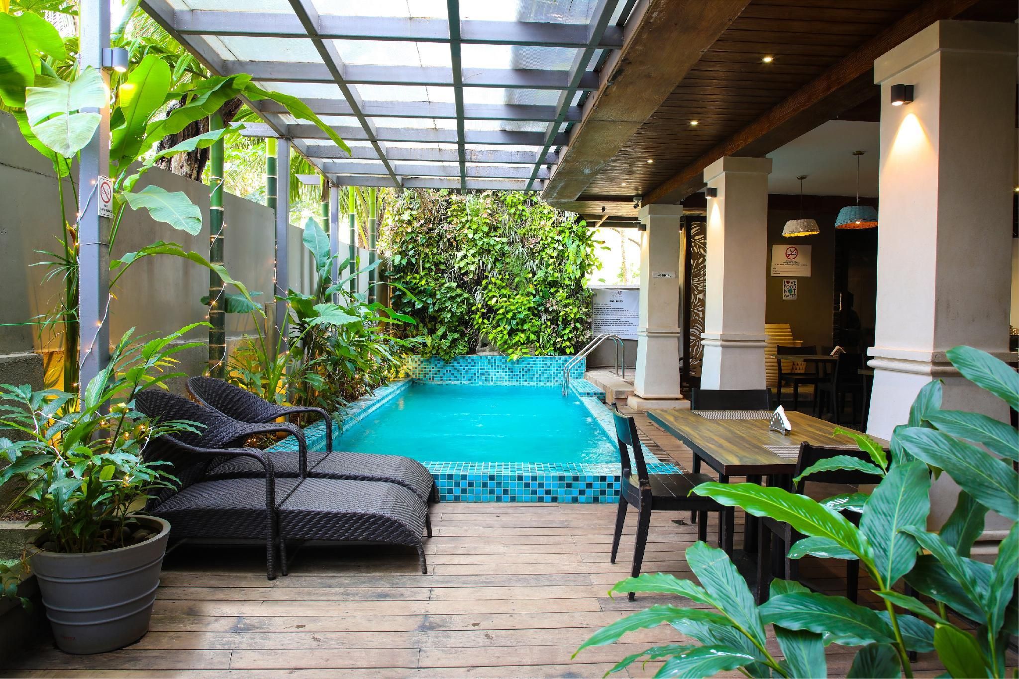 Riva Gold Coast Premium Room 15