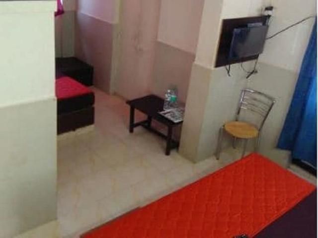 Side Image 2