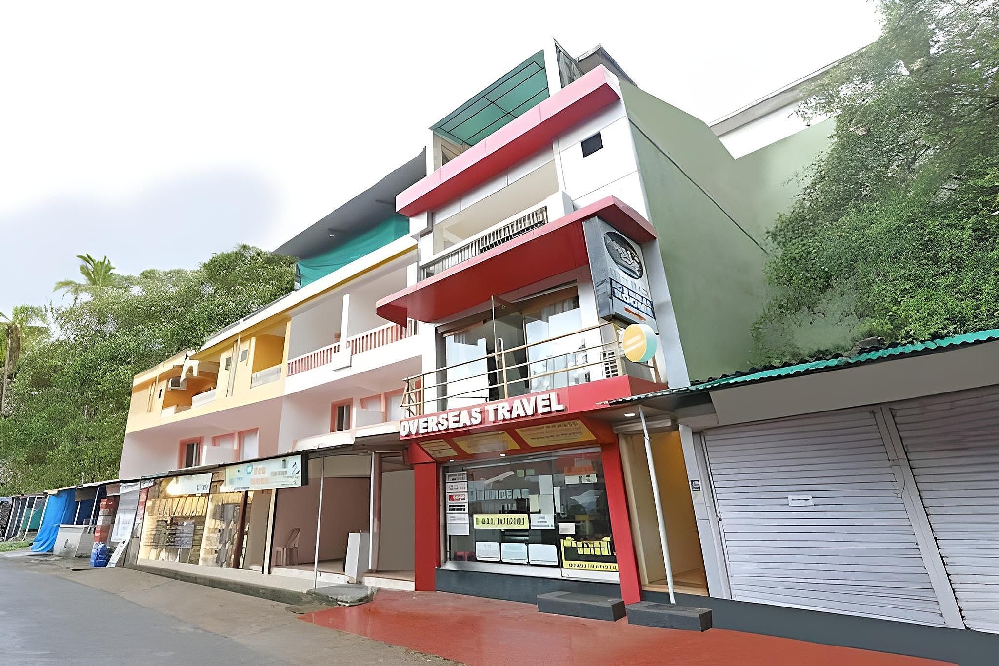 Roundcube Guest House Standard Room - No Balcony 4