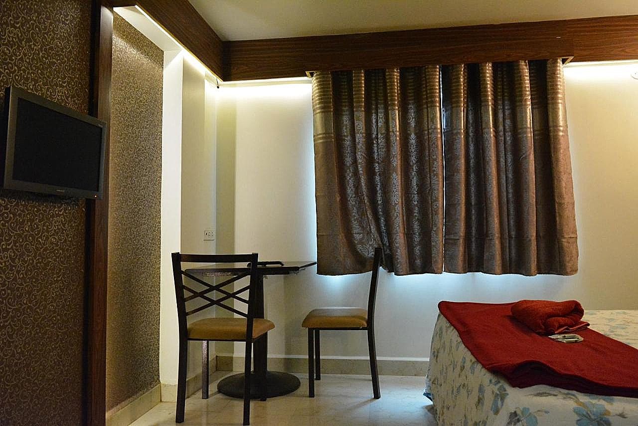 Roundcube Guest House Standard Room - No Balcony