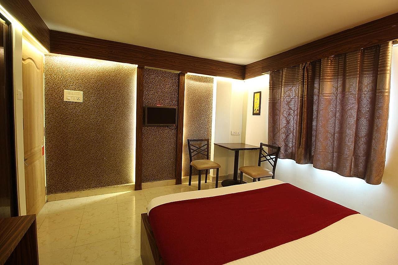 Roundcube Guest House Standard Room - No Balcony 2