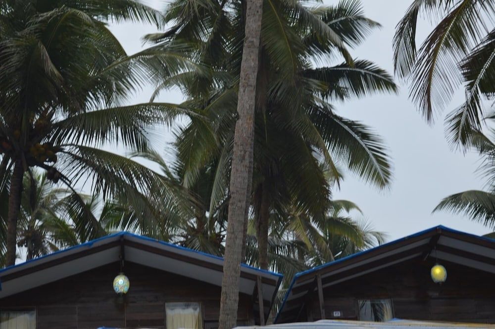 undefined Royal Touch Beach Huts & Restaurant 9