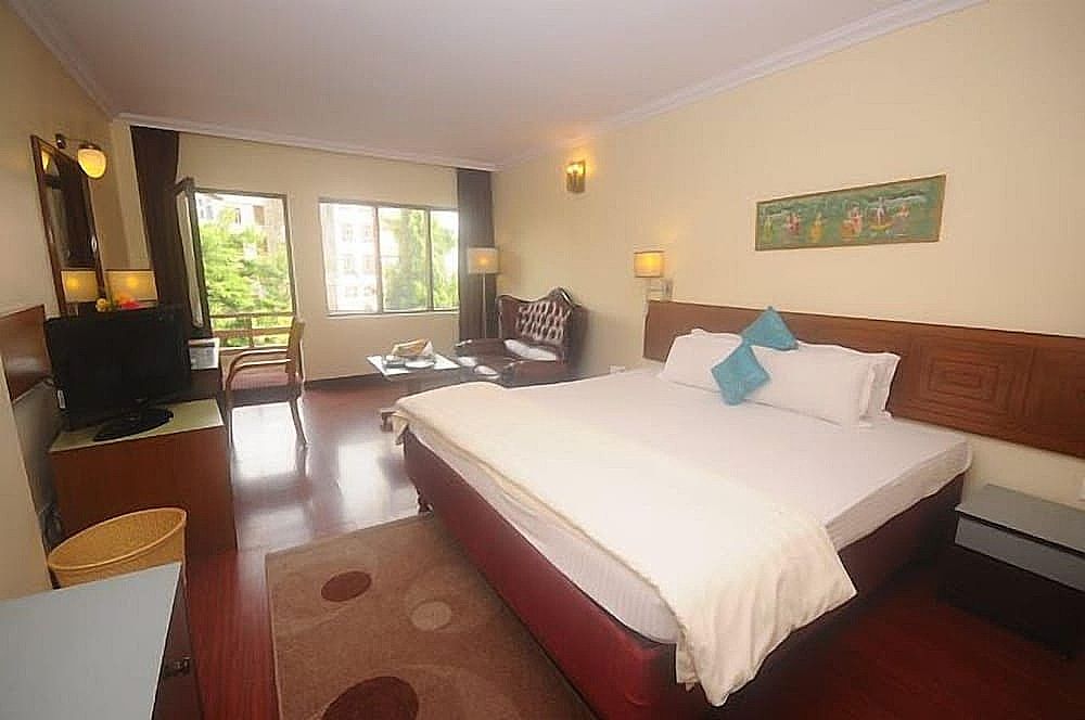 Hotel Jaipur Palace