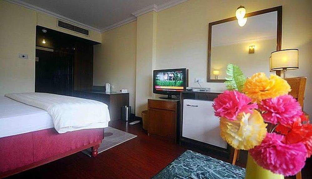 Hotel Jaipur Palace Deluxe Room 4