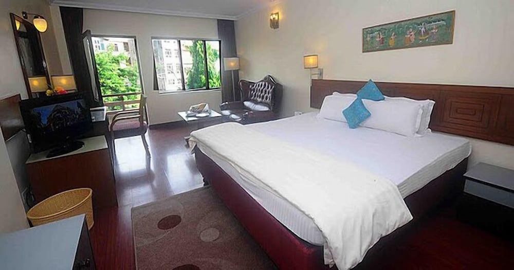 Hotel Jaipur Palace Deluxe Room