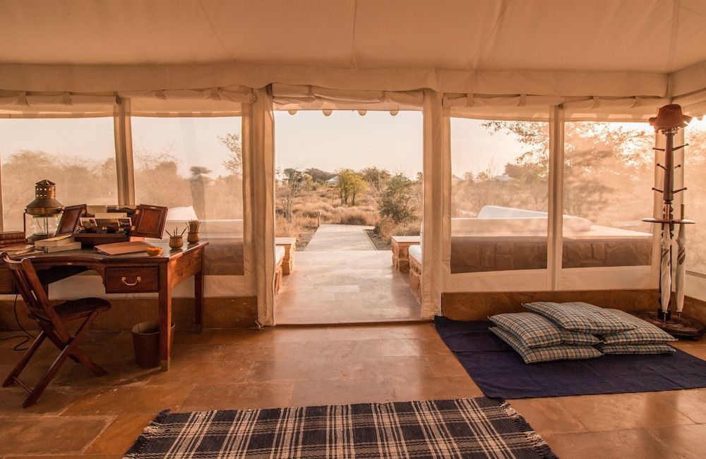 Superior Room, 1 King Bed