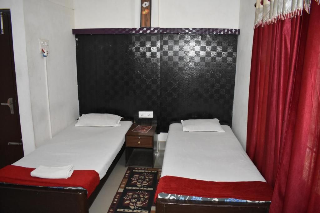 undefined Indira Lodge 4