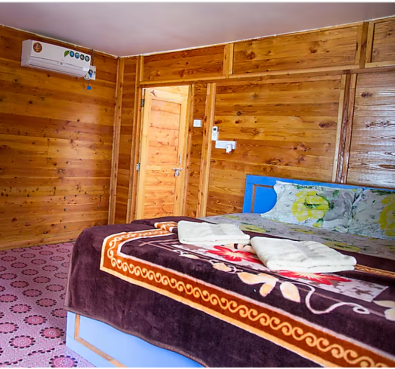  Partial Sea View Huts