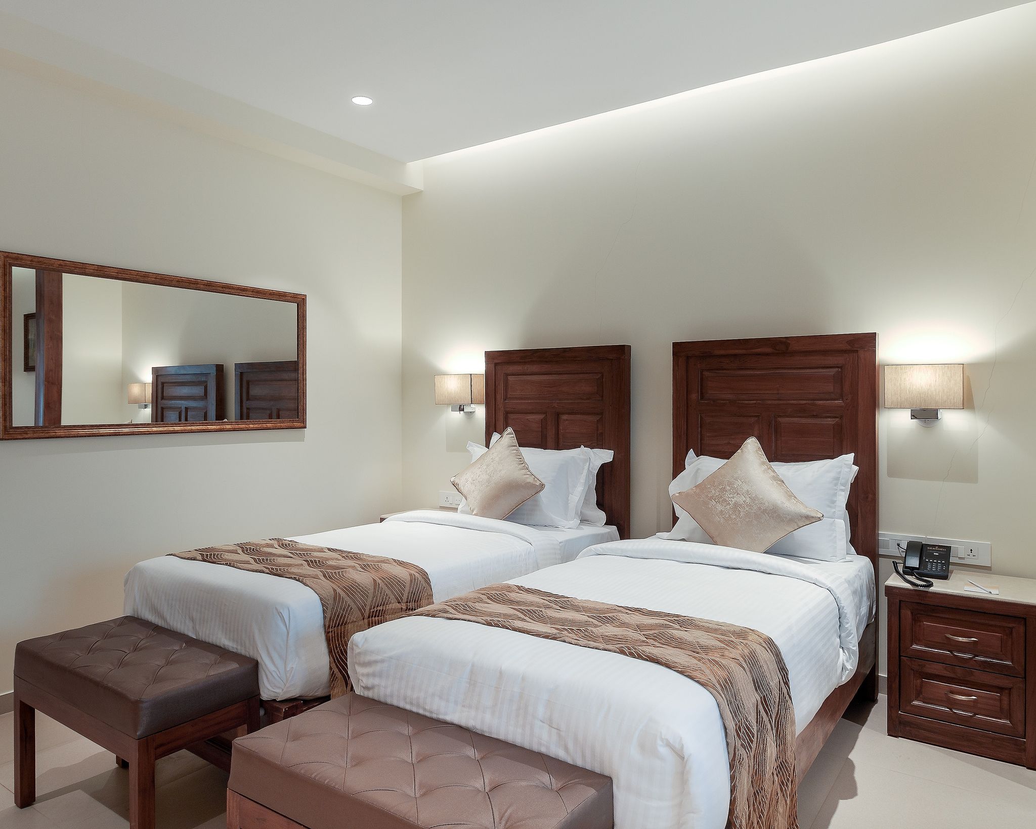 Junior Suite Twin Bed Garden View with Breakfast