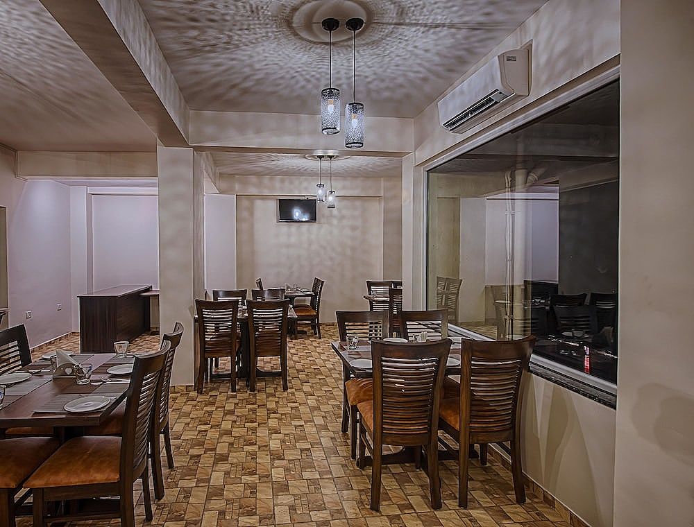 undefined SinQ Suites 8