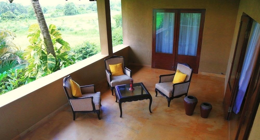 undefined The Acacia Villa - Candy Floss 10