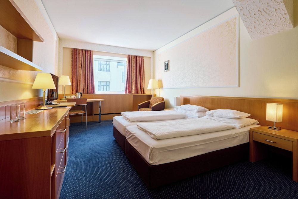 Hotel Strudlhof Double Room 5