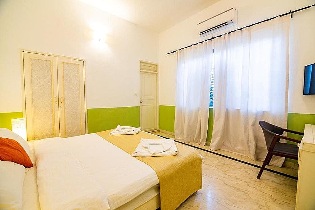 Flavia By The Sea Deluxe Room 5