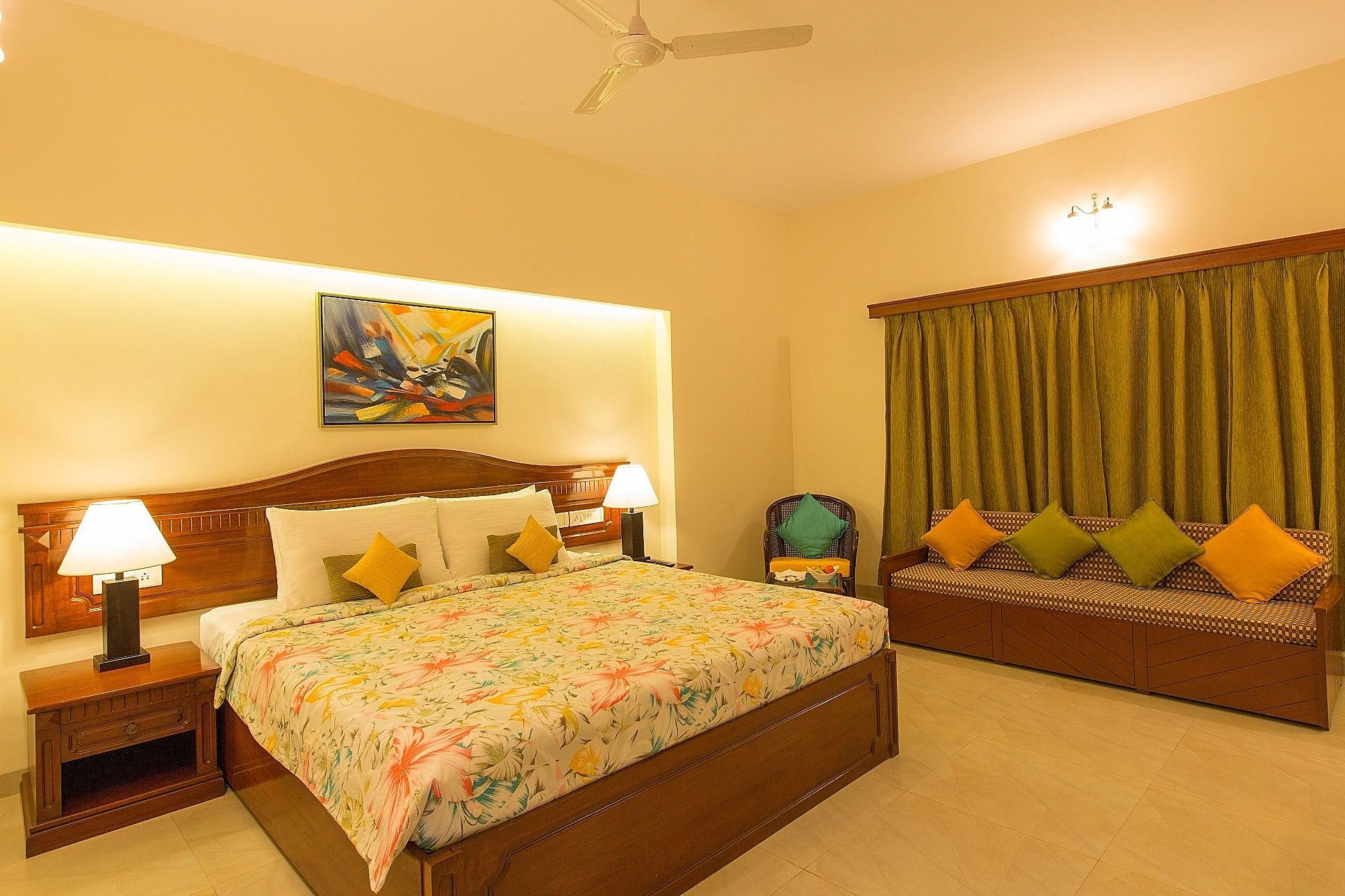 Viva Hotel Deluxe Room Twin Bed 22