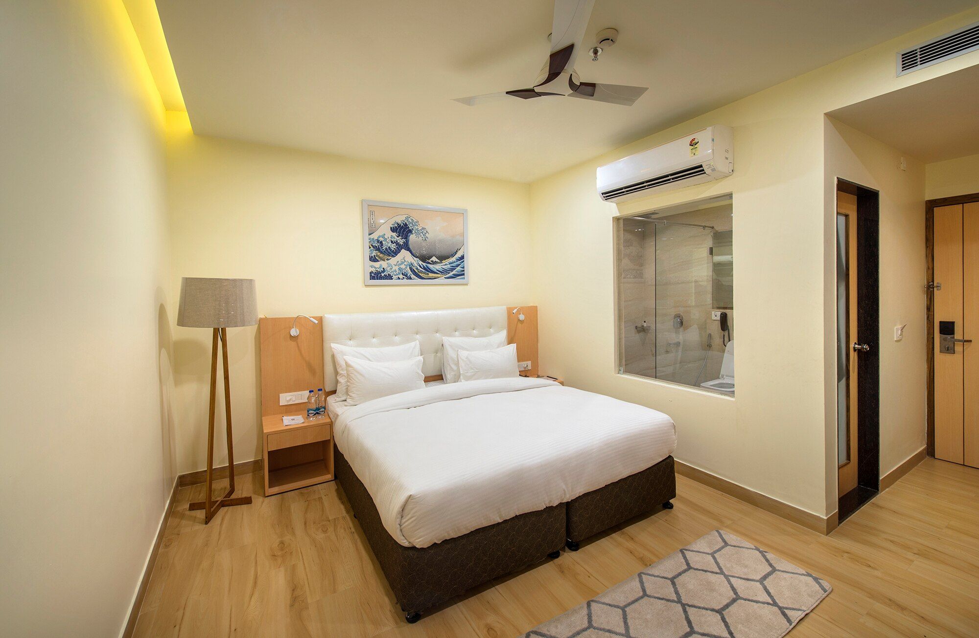 10 Park Street Hotel & Banquets Superior Room