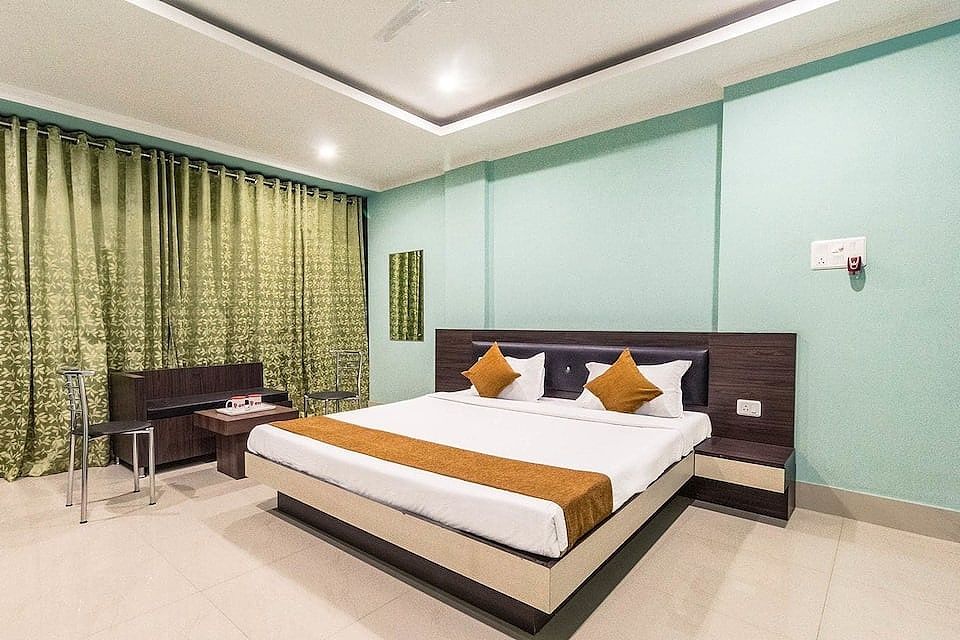 Hotel Grand Luit Deluxe Room 9