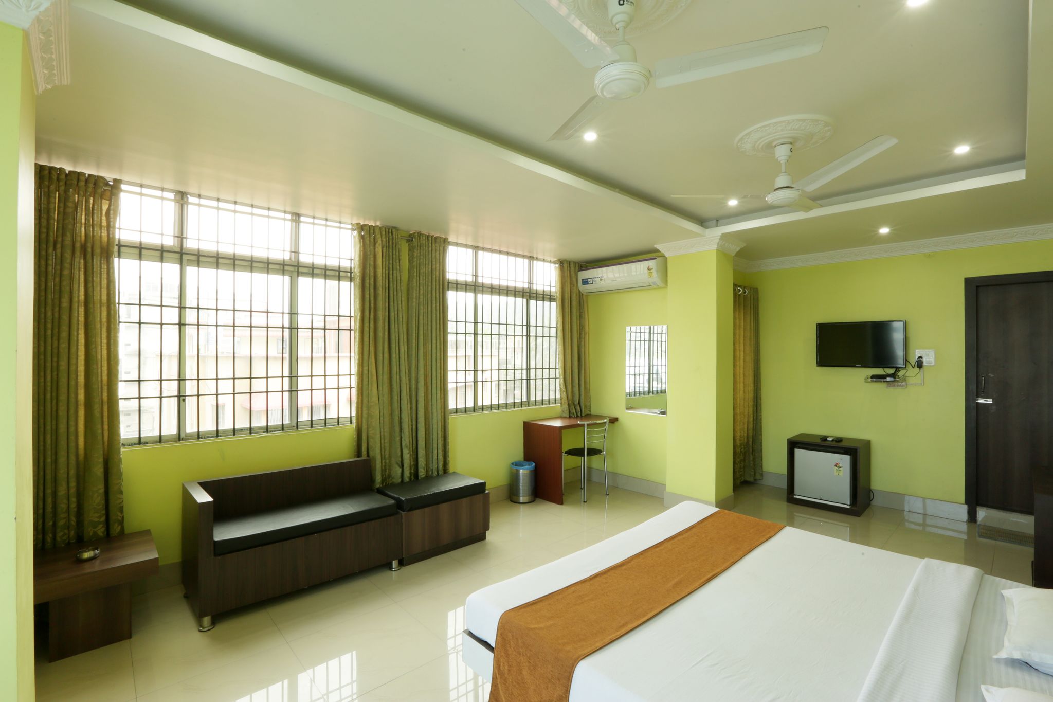 Hotel Grand Luit Executive Room 4