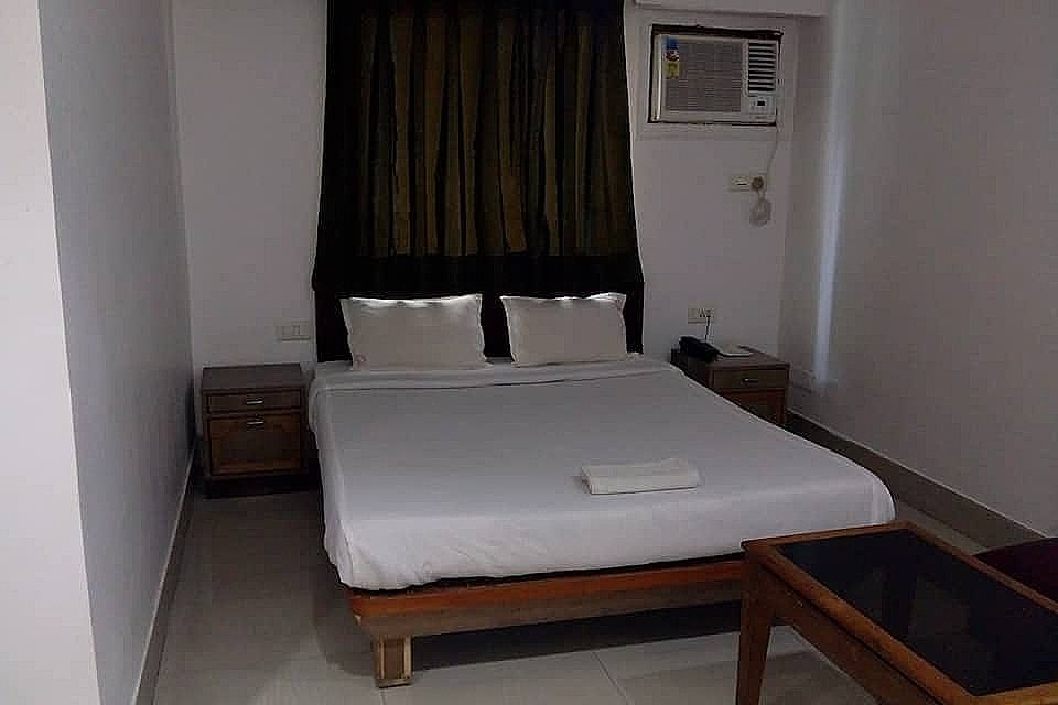 Super Deluxe Room	