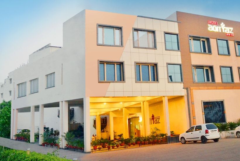 HOTEL ADITYAZ
