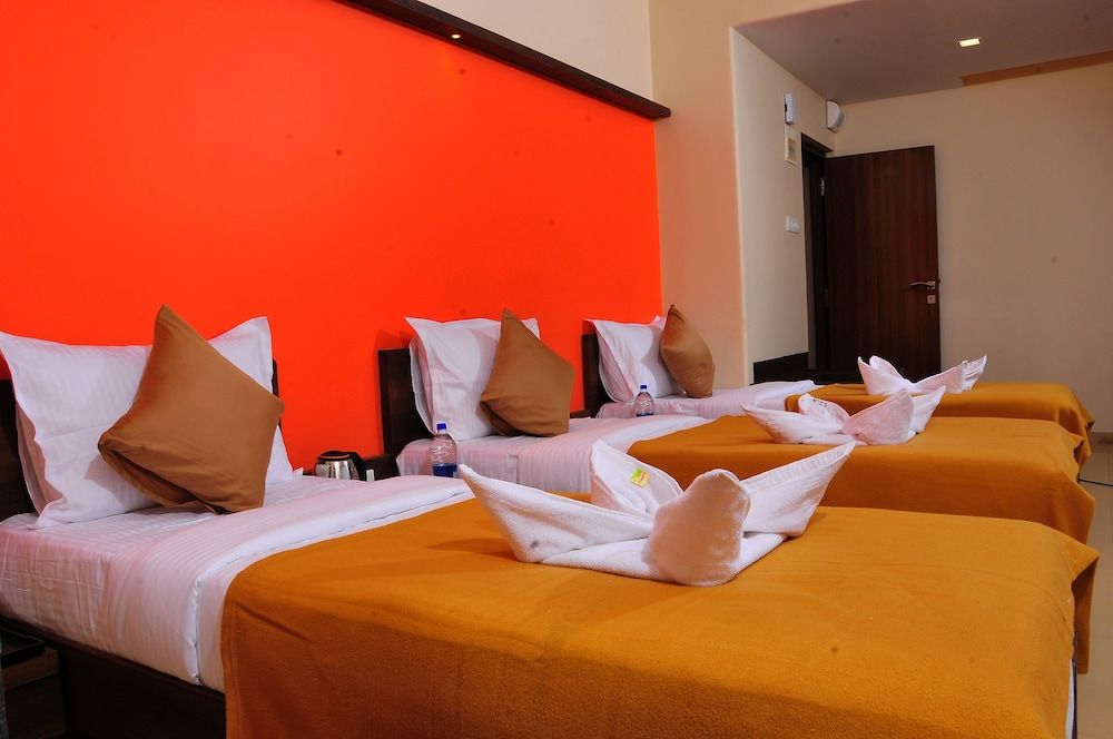 Aakash Hotel Standard Triple Room, Smoking, City View 3