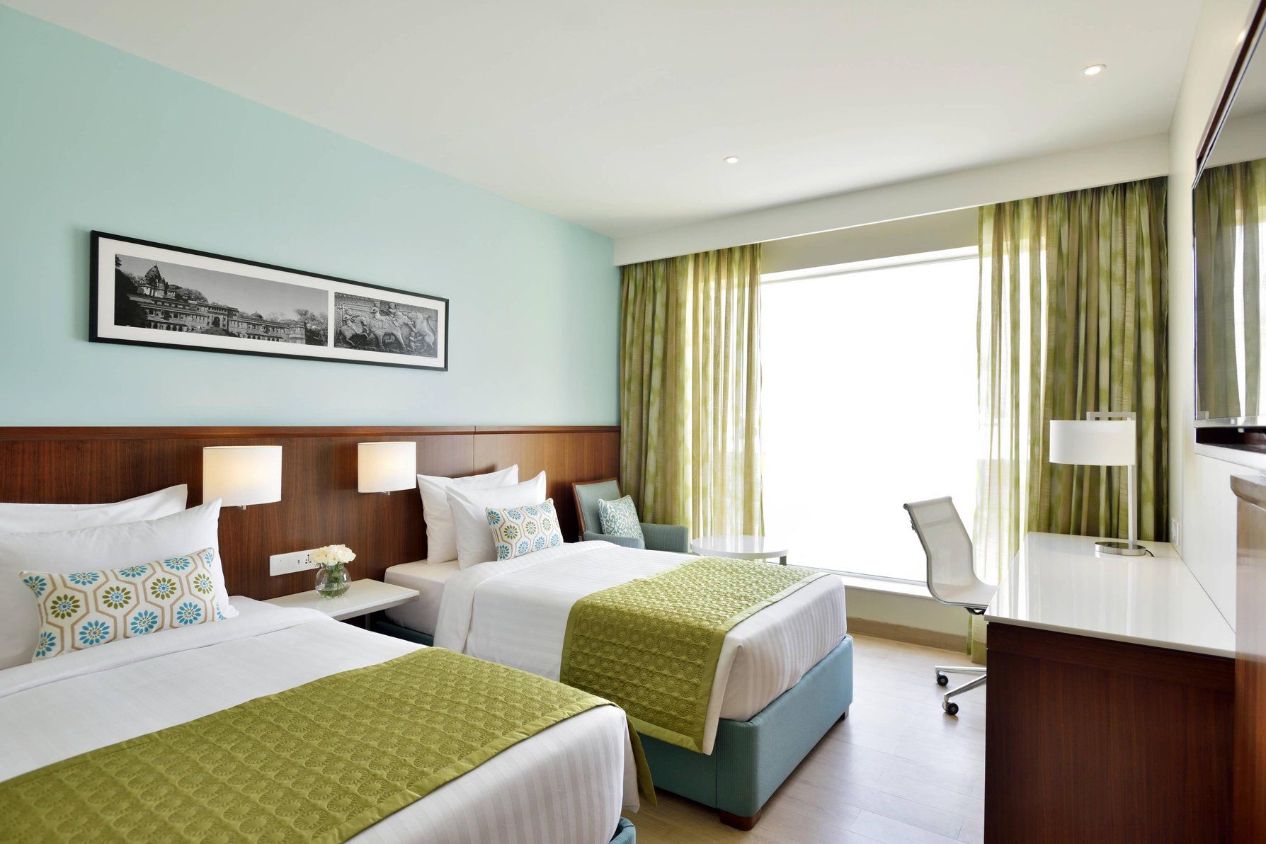 undefined Fairfield by Marriott Indore 2