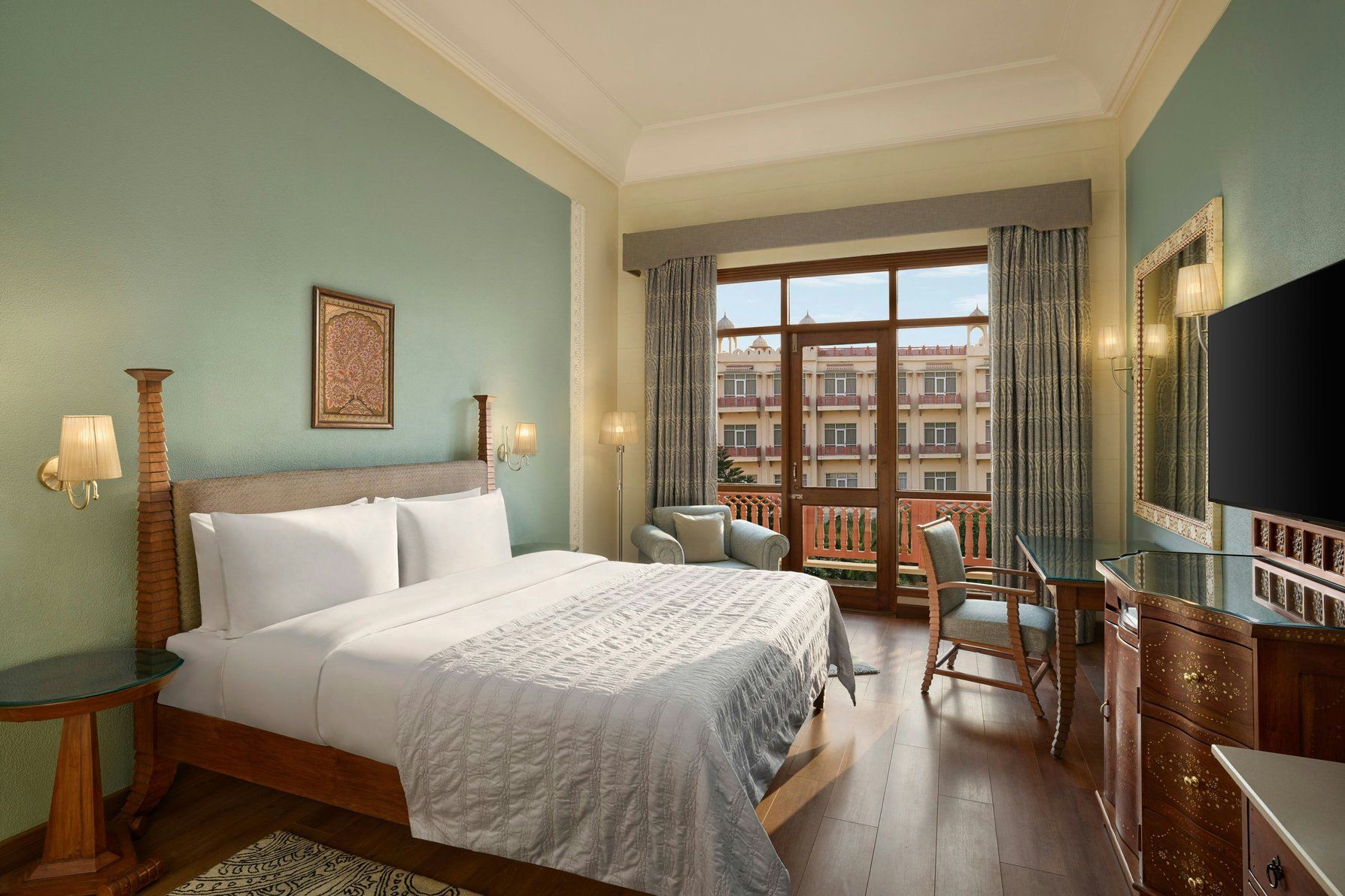 Guest Room, Pool View, 1 King Bed