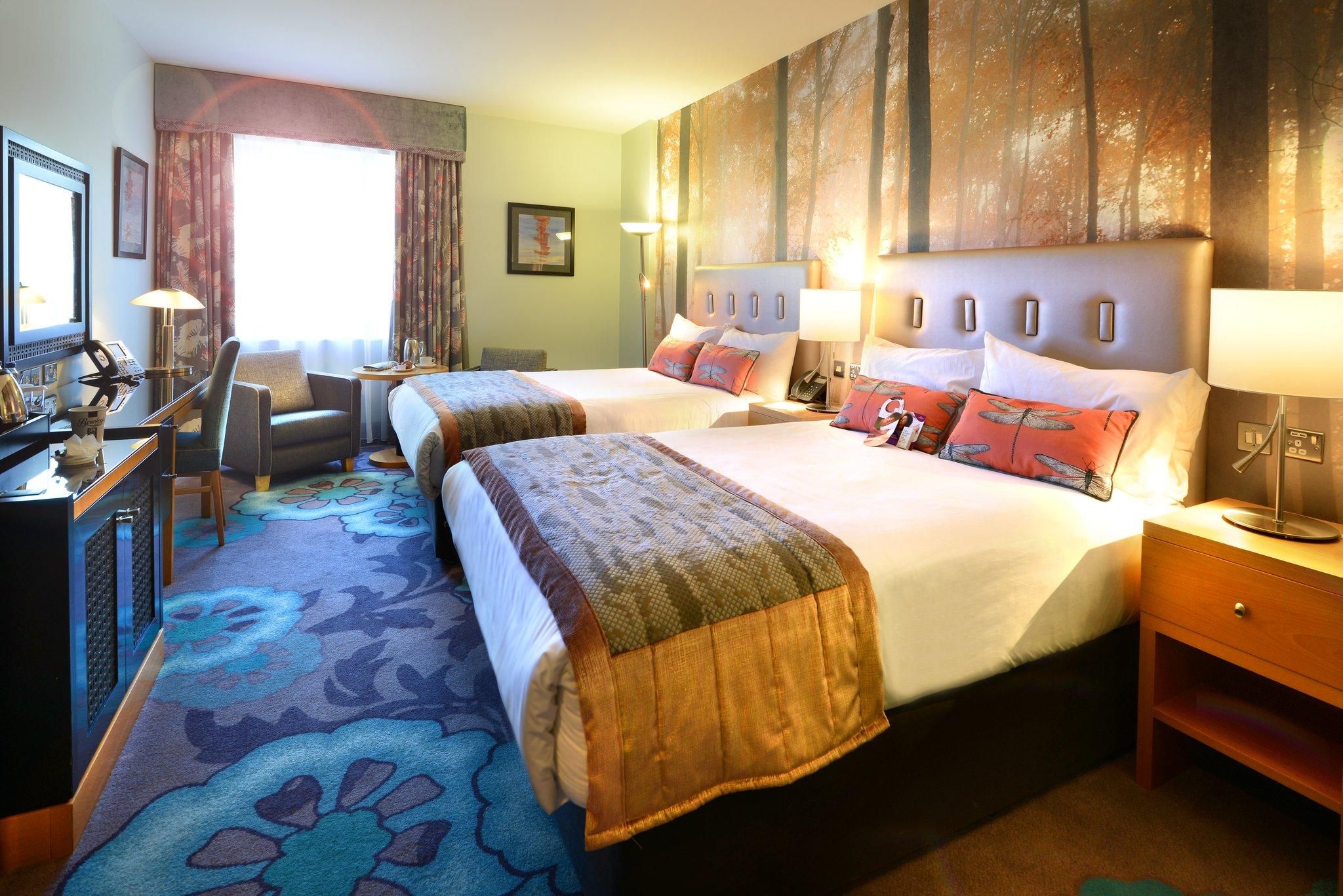 2 Double Premium Lounge Access