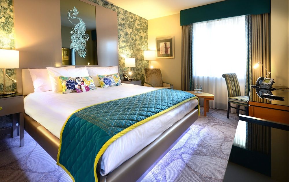 undefined Crowne Plaza Dublin Airport by IHG 10