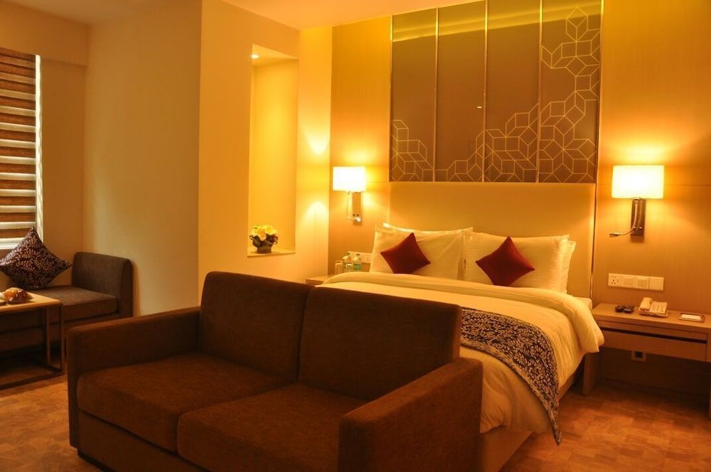 Suite, 1 King Bed, Non Smoking