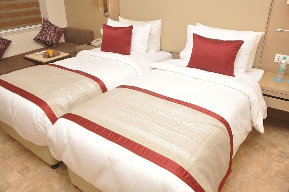 undefined Days Hotel by Wyndham Jaipur Tonk Road 8