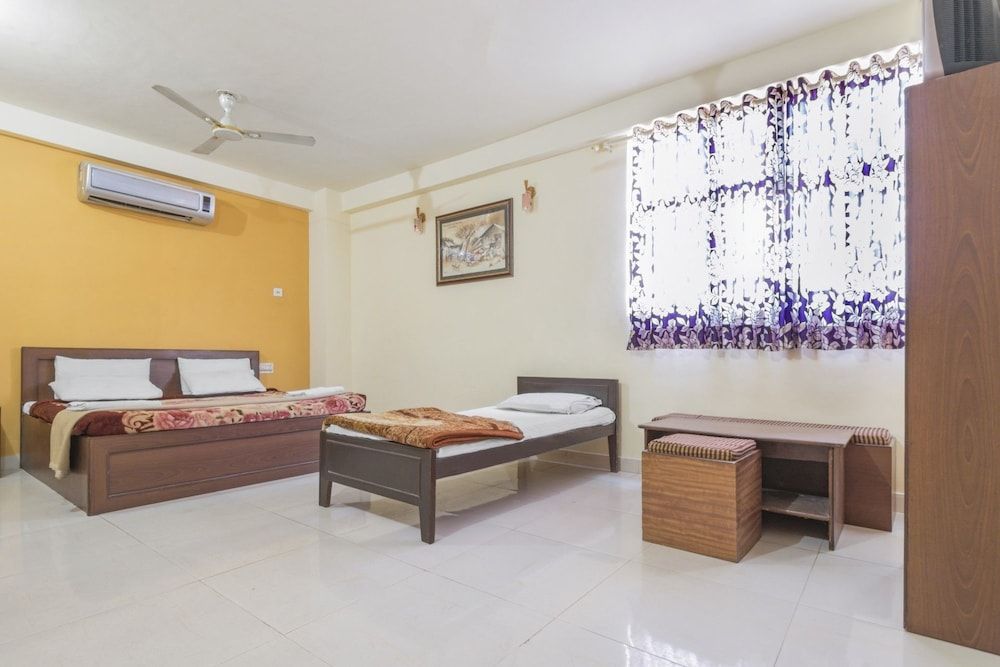 GuestHouser 1 BR Boutique stay 7b11 Deluxe Duplex, Multiple Beds 5