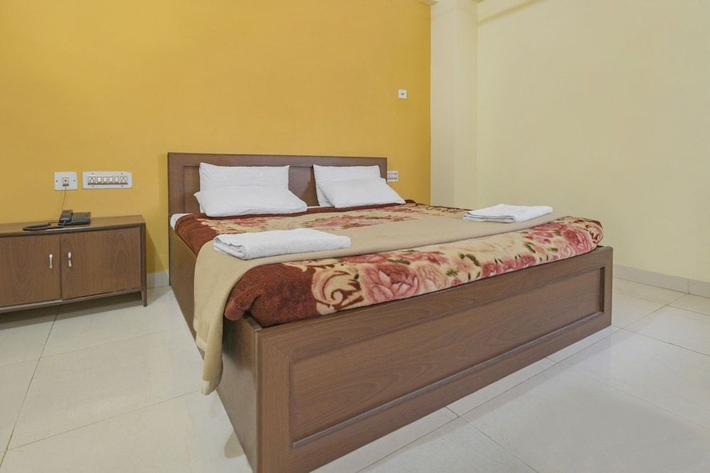 GuestHouser 1 BR Boutique stay 7b11 Deluxe Duplex, Multiple Beds 10