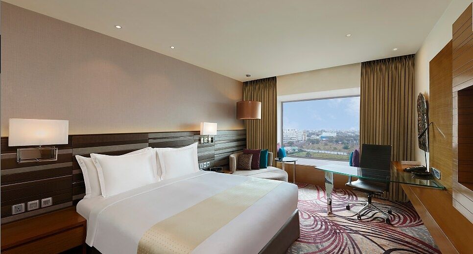 Standard Room, 2 Twin Beds, Smoking, City View