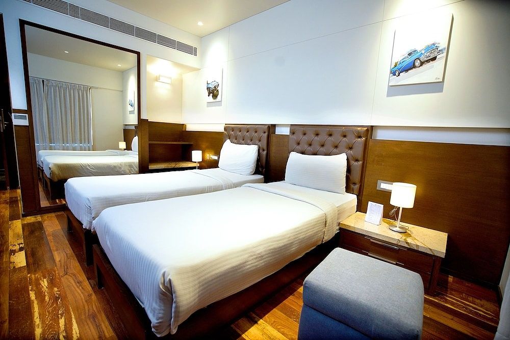 Hotel De Nada Signature Twin Room 22