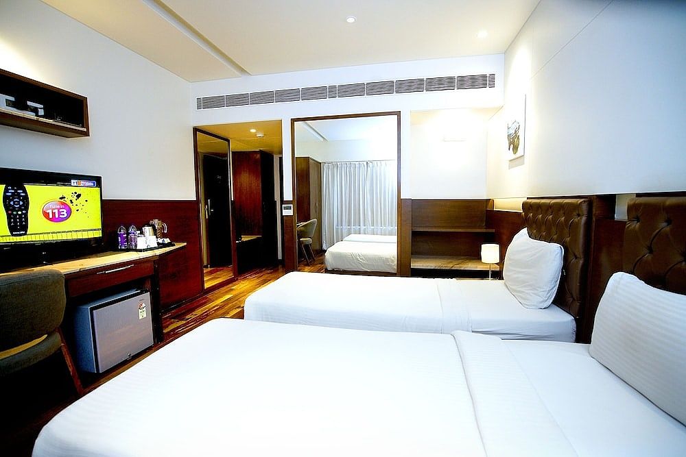 Hotel De Nada Signature Twin Room 21