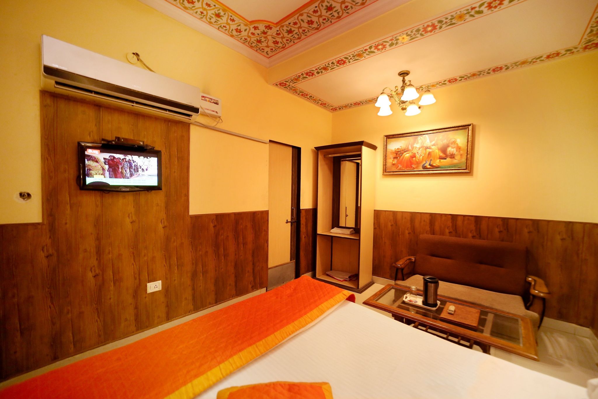 Hotel Golden Heritage
