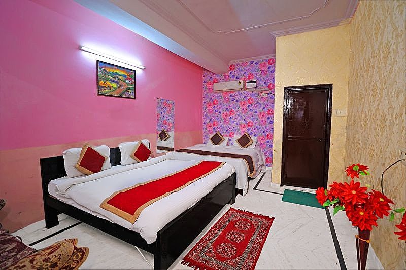 Hotel Manbhar Deluxe 5