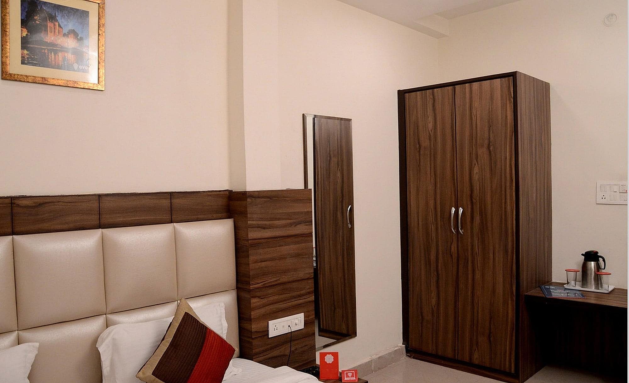 Deluxe Non AC Room