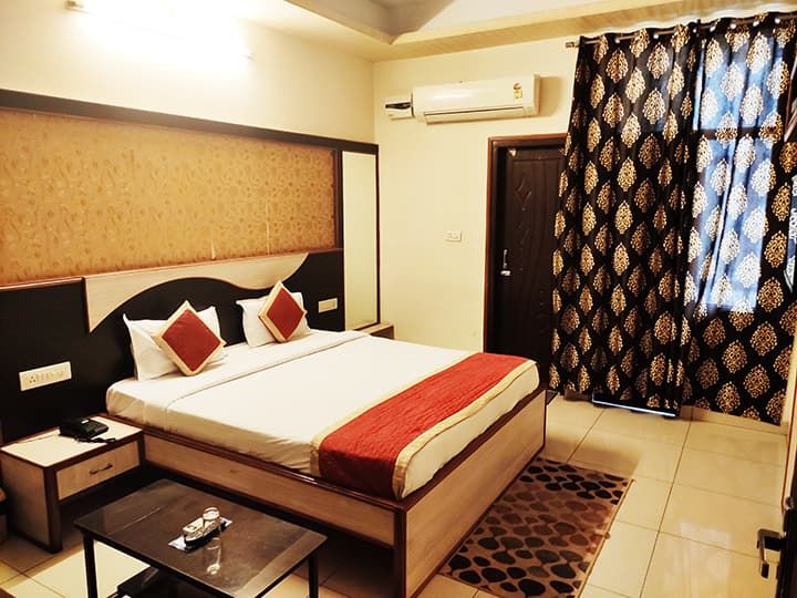 Royal Celebration Inn