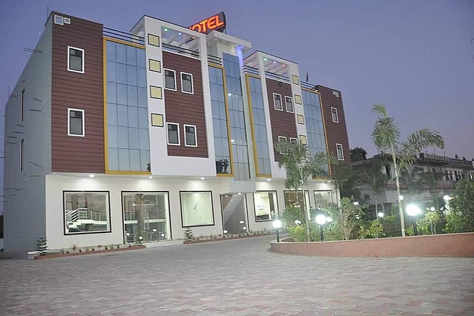 Royal Celebration Inn