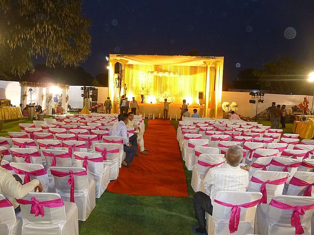 Royal Celebration Inn